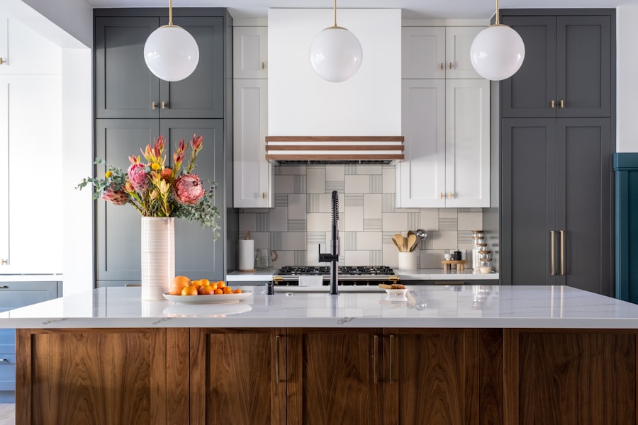Photo Custom Cabinetry